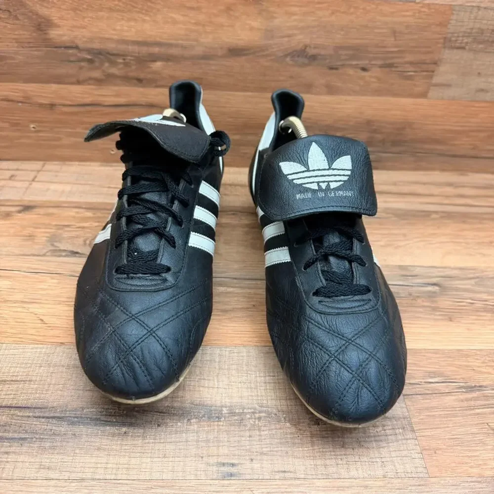 VTG Adidas men size 11.5 Profi Football Soccer Cleat white black Germany 2000